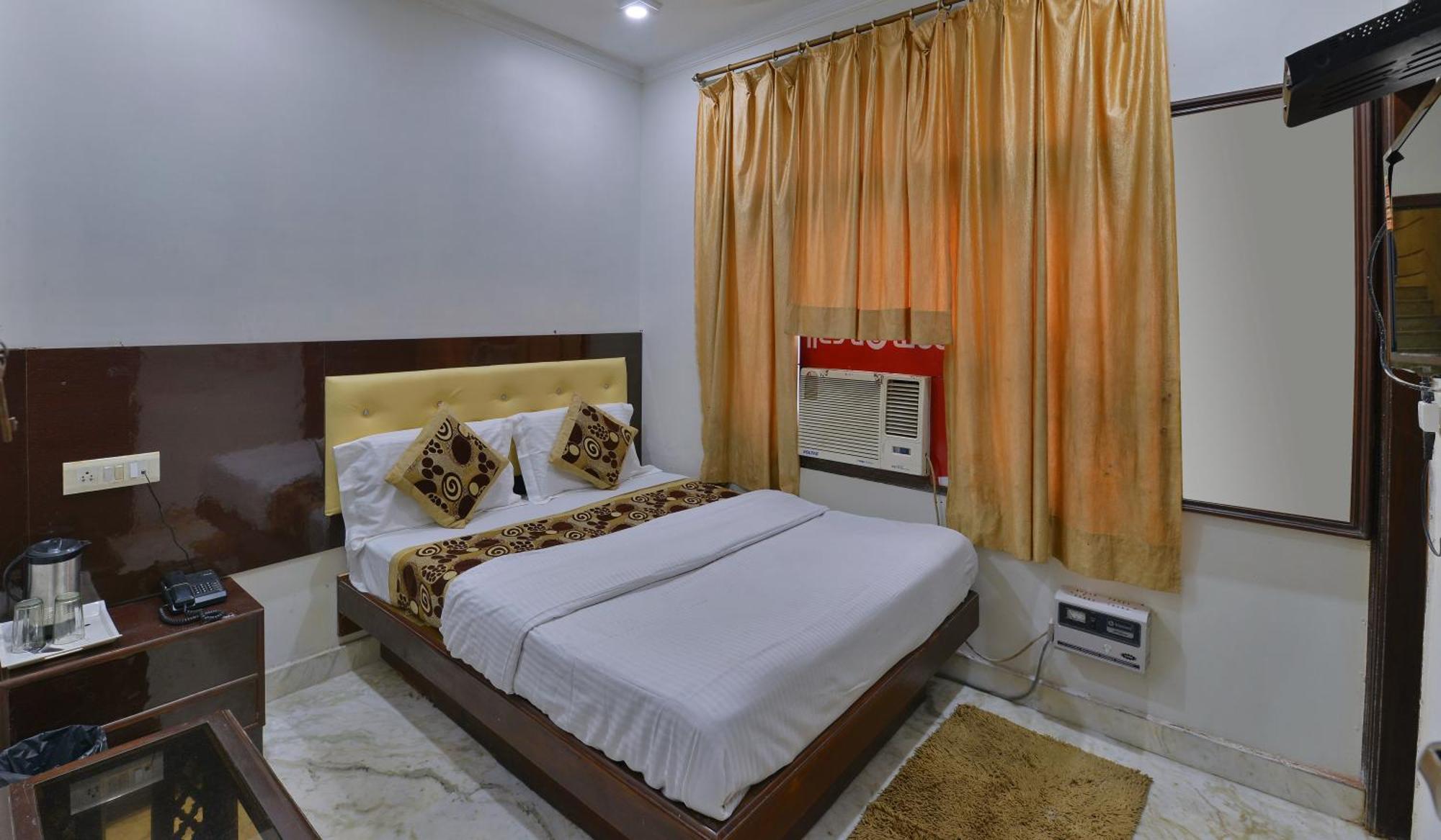 Family Spot Hotel New Delhi Ngoại thất bức ảnh